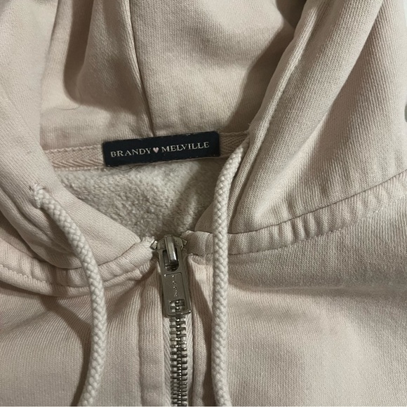 Brandy Melville Cream Hoodie Sweater - Picture 2 of 3
